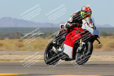 media/Sep-25-2023-Moto Forza (Mon) [[81ffa65e0a]]/B-C Group/Session 3 (Turns 16 and 17 Exit)/